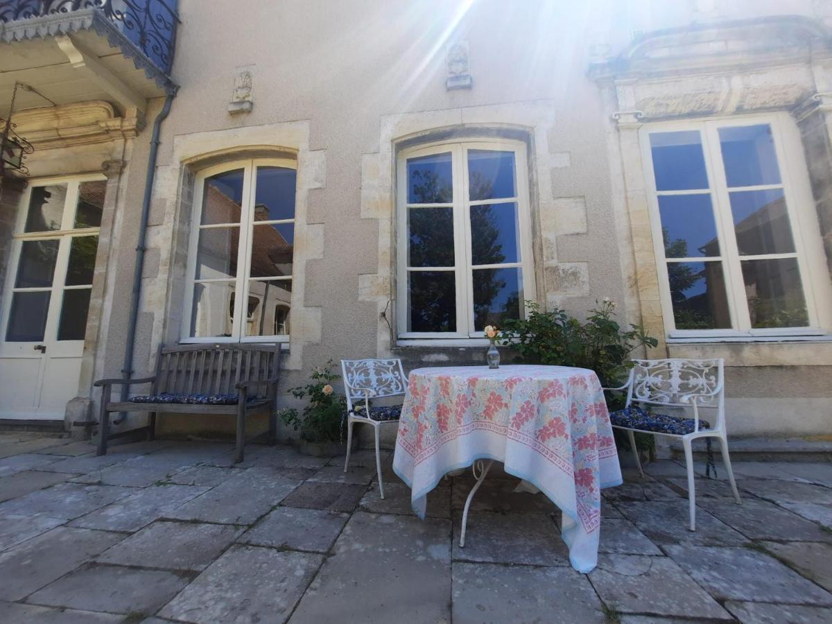 Maison Zola Bed & Breakfast Saint-Amand-Montrond Exterior photo