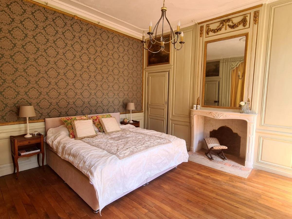 Maison Zola Bed & Breakfast Saint-Amand-Montrond Exterior photo