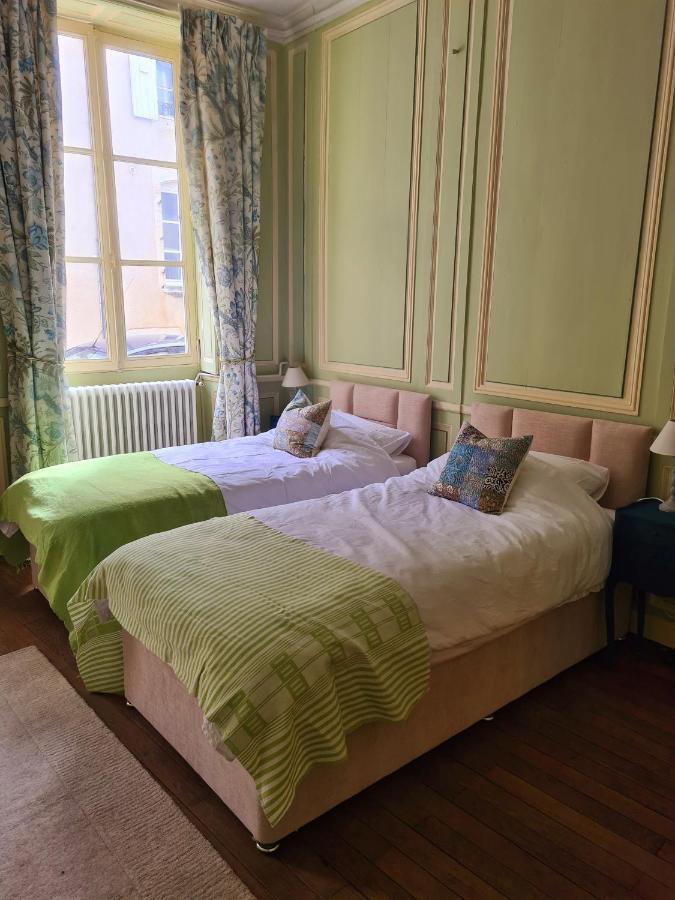 Maison Zola Bed & Breakfast Saint-Amand-Montrond Exterior photo